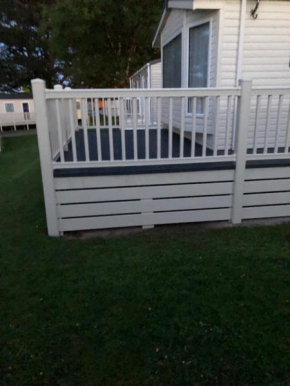 Hoburne Devon Bay 3 bed with decking